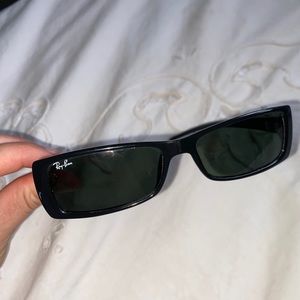 90s / Y2K Black Ray-Ban Sunglasses